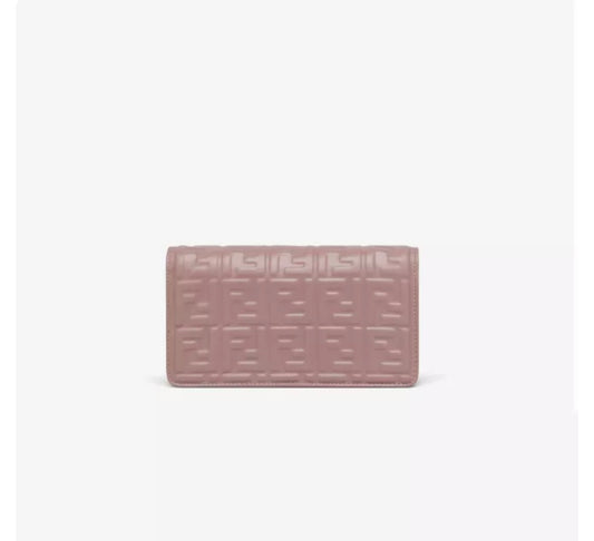 🌀 Fendi Calfskin Matisse Chain Wallet with Gold Chain and Iconic FF Logo