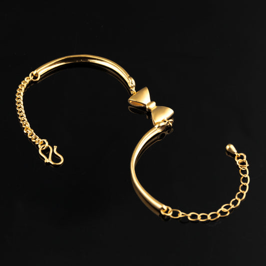 💎 Dainty Gold Bow Bangle