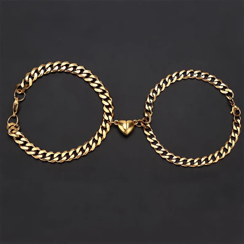 💎 Magnetic Heart Couples Bracelet Set