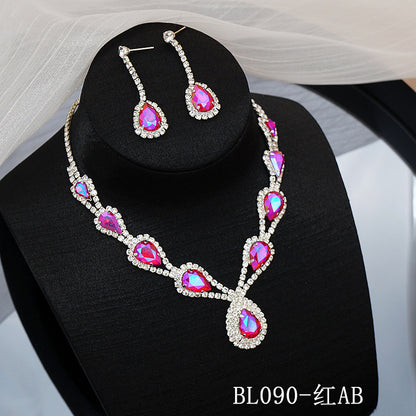 💎 Elegant Teardrop Crystal Necklace & Earring Set
