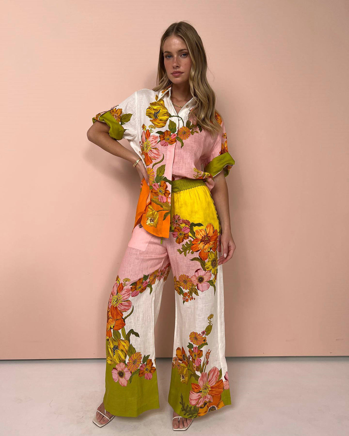 💎 Tropical Bloom Floral Two-Piece Pants Set