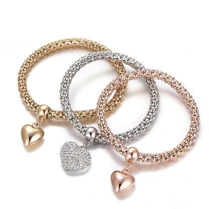 💎 Sparkling Heart Charm Bracelet