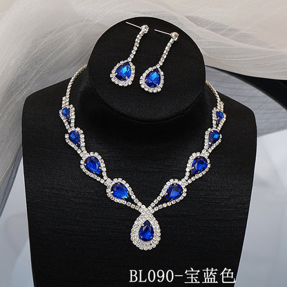💎 Elegant Teardrop Crystal Necklace & Earring Set