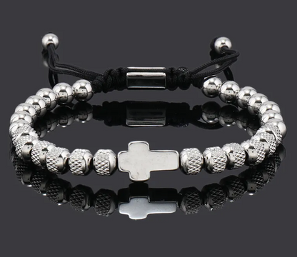 💎 Adjustable Cross Bracelet