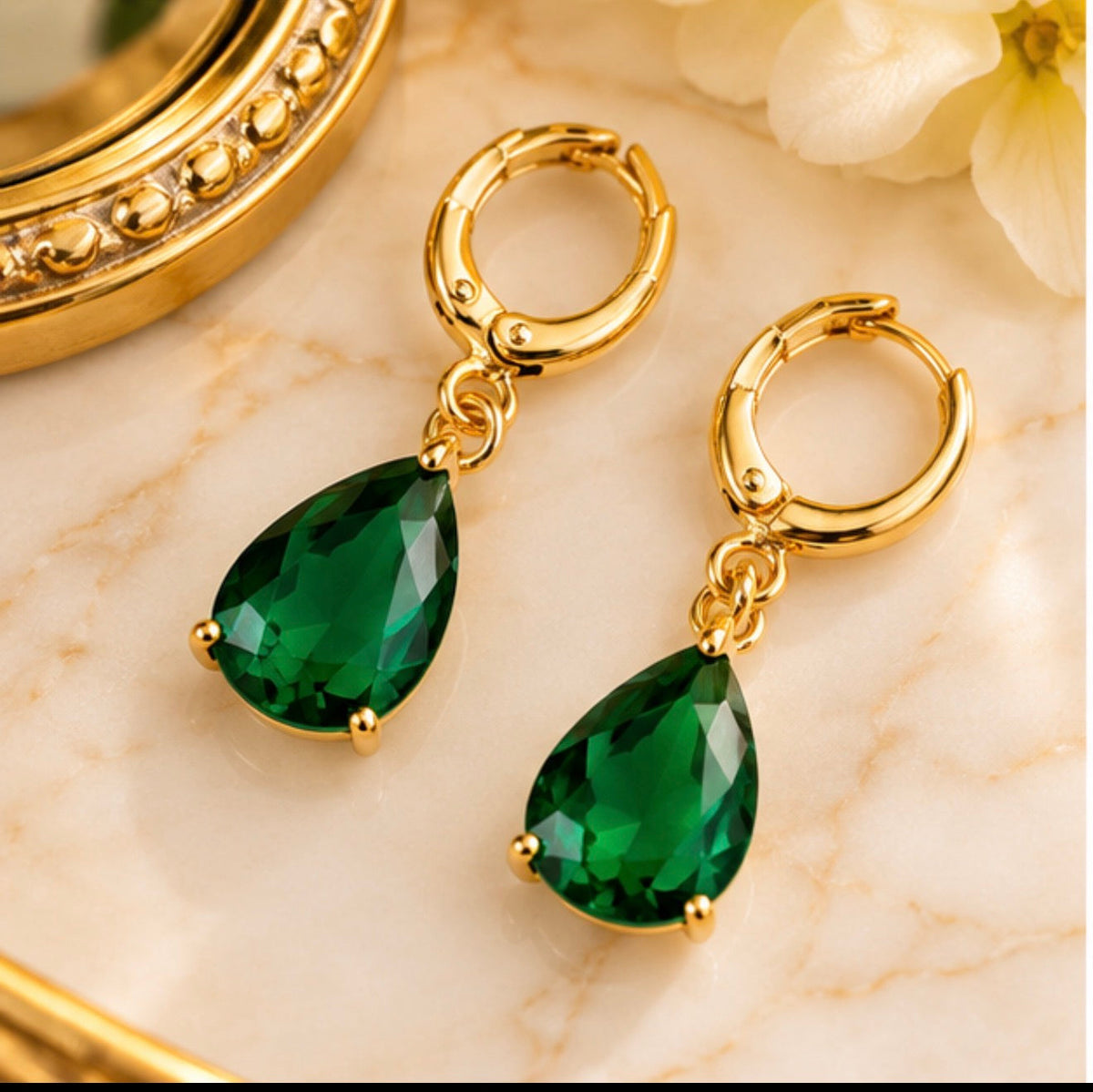 Maison Alti’s Emerald Glow Teardrop Earrings — product image 3
