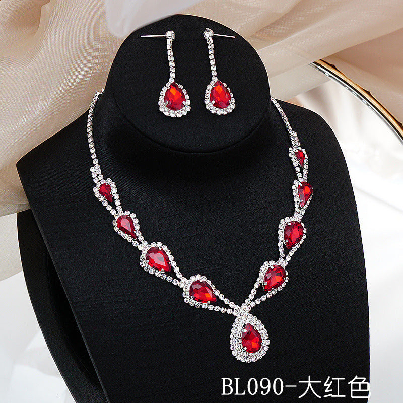 💎 Elegant Teardrop Crystal Necklace & Earring Set