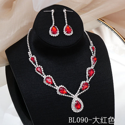 💎 Elegant Teardrop Crystal Necklace & Earring Set