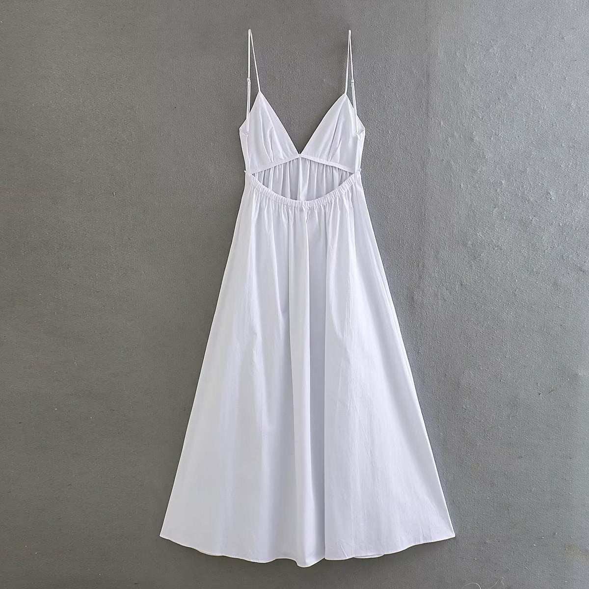 💎 Coastal Breeze White Backless Maxi Dress