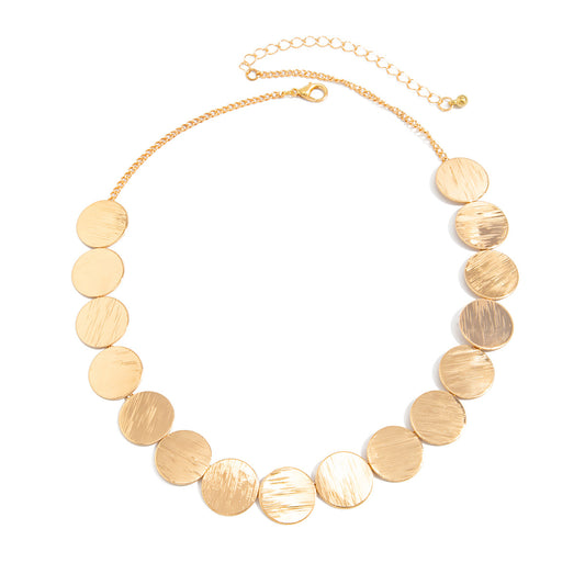 🦋 Golden Disc Necklace