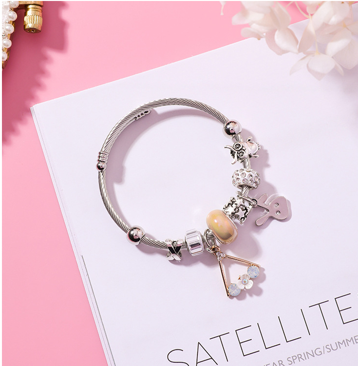 💎 Crystal Charm Bangle Bracelet