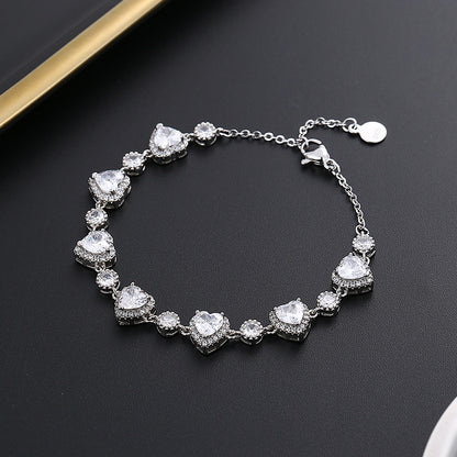 💎 Heart-Shaped Platinum Bracelet