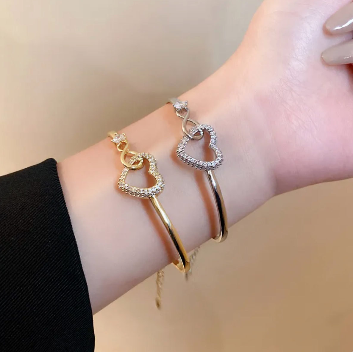 💎 Sparkling Zircon Heart Bracelet