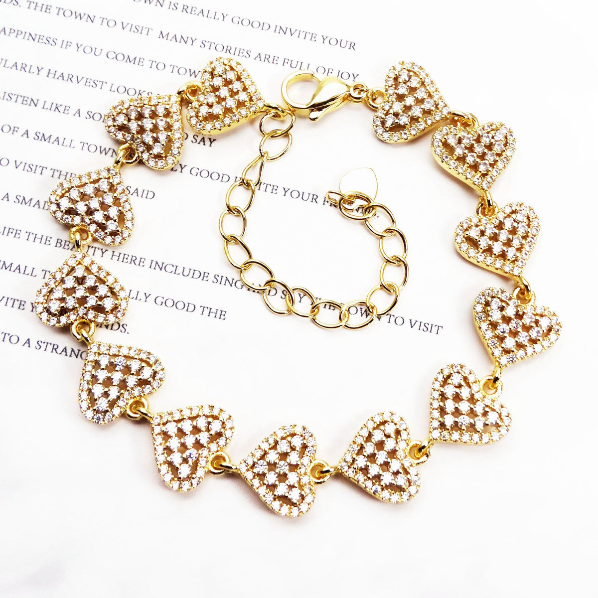 💎 Sparkling Zirconia Floral Bracelet