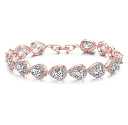 💎 Sparkling Zircon Heart Bracelet