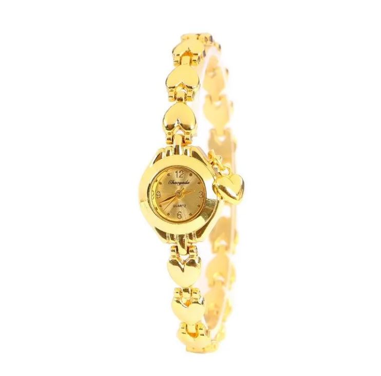 💎 Elegant Heart Bracelet Watch