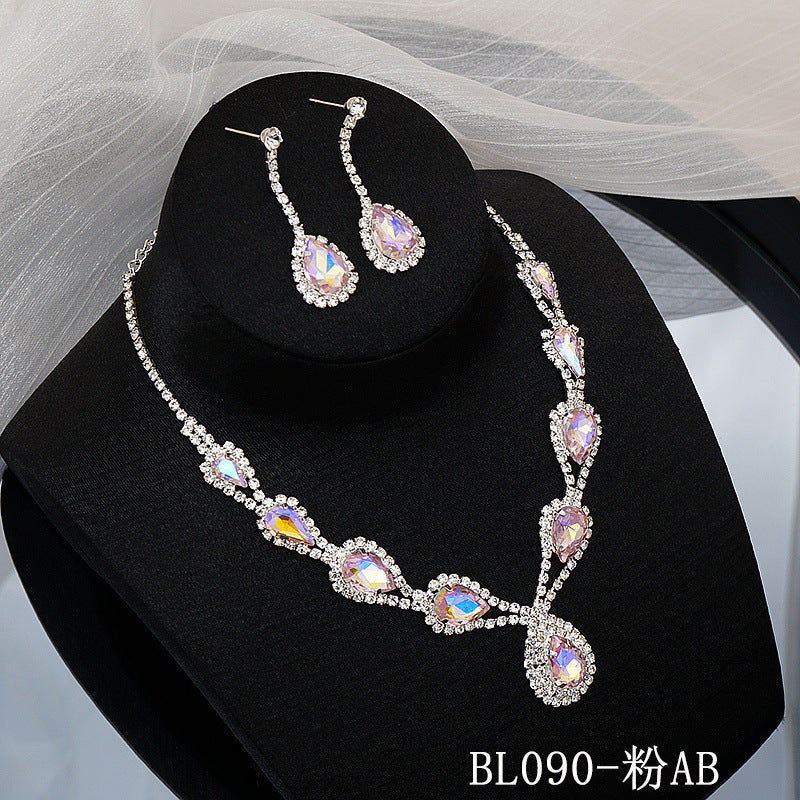 💎 Elegant Teardrop Crystal Necklace & Earring Set