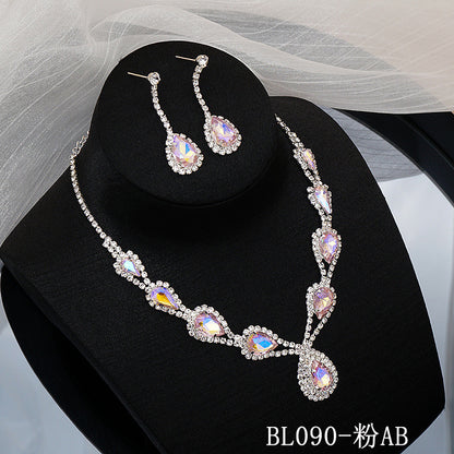 💎 Elegant Teardrop Crystal Necklace & Earring Set