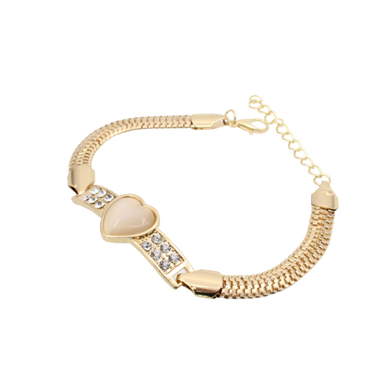 💎 Cat’s Eye Heart Bracelet