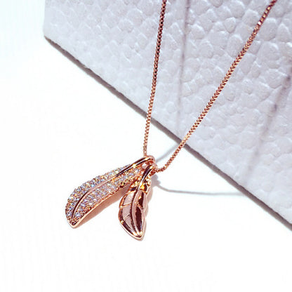 💎 Maison Alti’s Golden Leaf Crystal Pendant Necklace