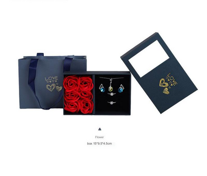 💎 Four-Leaf Clover & Heart Jewelry Set