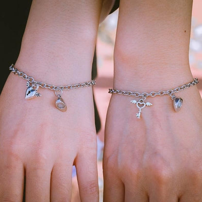 💎 Magnetic Heart Couples Bracelet