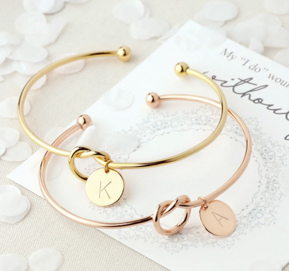 💎 Personalized Heart Knot Bracelet