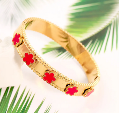 💎 Emerald Green Gold Bangle