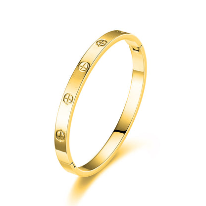 💎 Gold or Silver Cross Nail Bangle