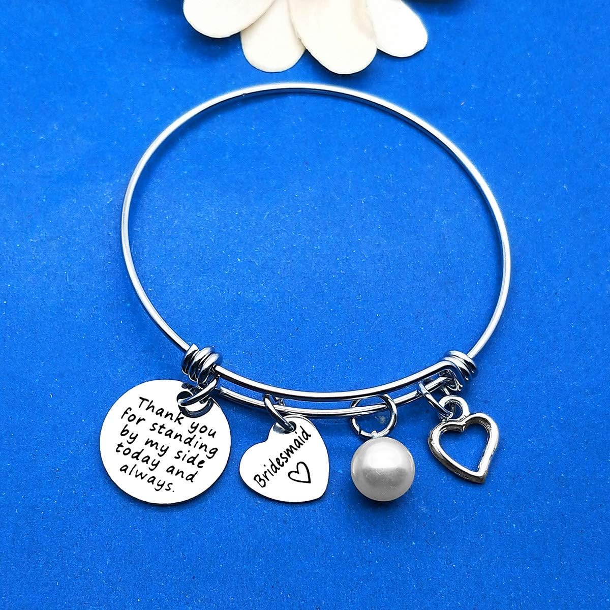 💎 Daisy Charm Friendship Bracelet