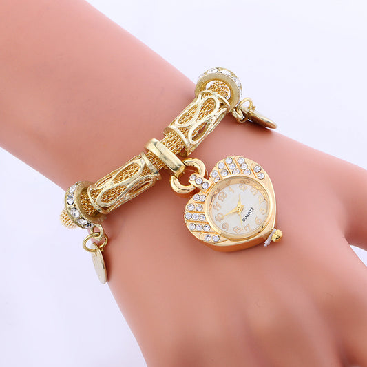 💎 Elegant Heart Bracelet Watch