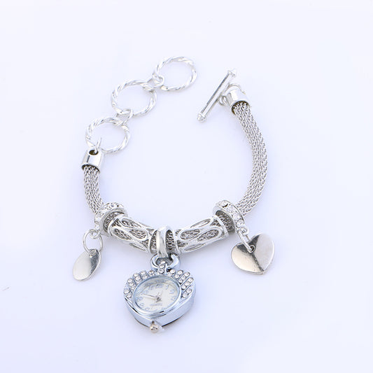 💎 Elegant Heart Bracelet Watch
